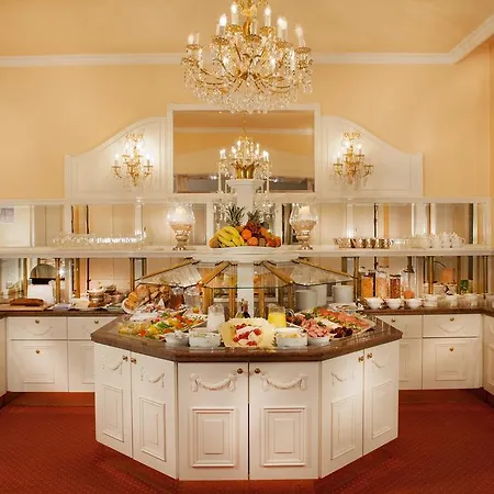 Hotel Gaestehaus Kaiserhof 3*